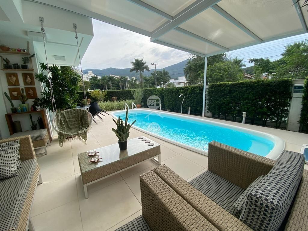 Casa em Pedra Branca, Palhoça. 4 quartos, 395m². Imagem 7 de 14