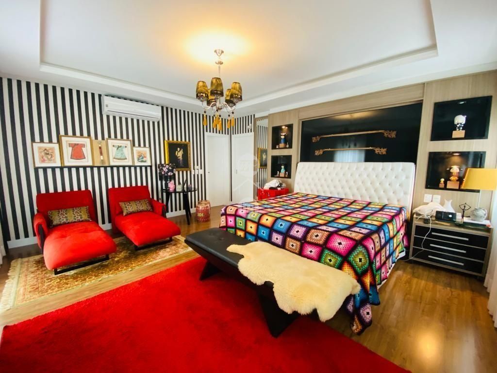 Casa em Pedra Branca, Palhoça. 4 quartos, 395m². Imagem 9 de 14