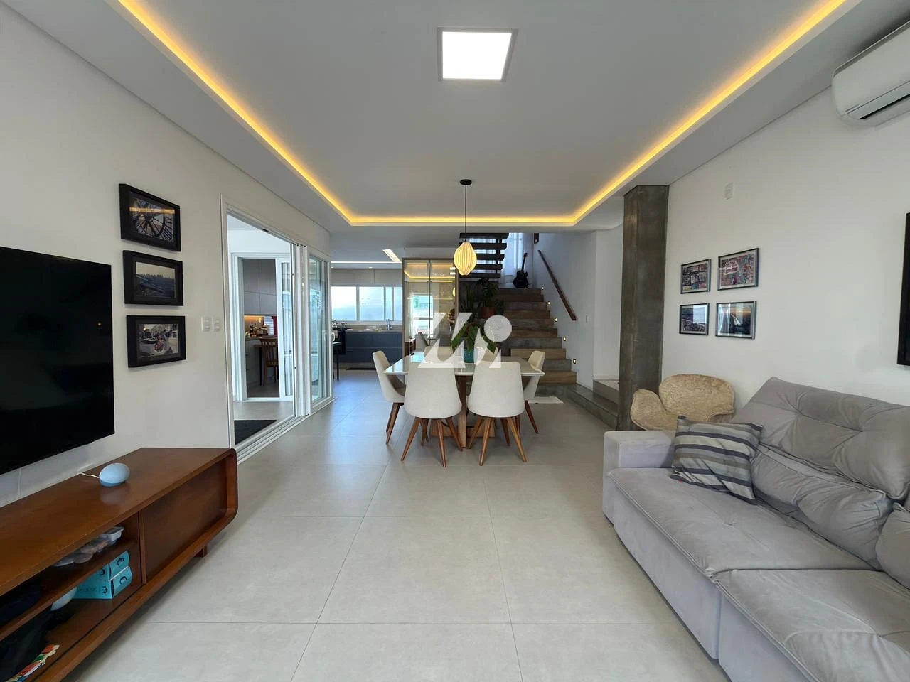 Casa em Pedra Branca, Palhoça. 4 quartos, 275m². Imagem 4 de 17