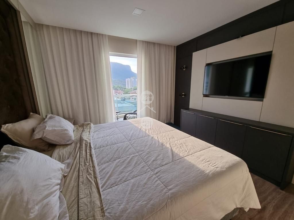 Casa em Pedra Branca, Palhoça. 4 quartos, 460m². Imagem 9 de 16