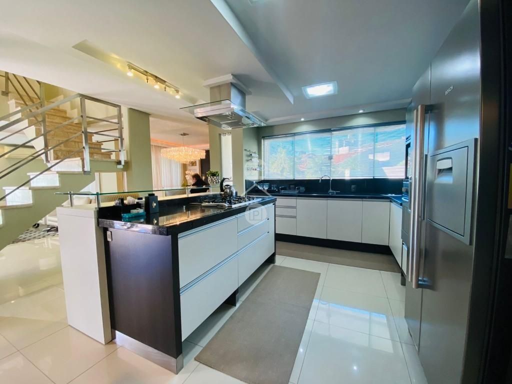 Casa em Centro, Palhoça. 3 quartos, 480m². Imagem 7 de 18