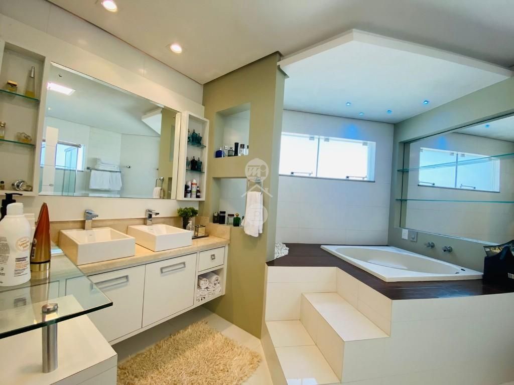 Casa em Centro, Palhoça. 3 quartos, 480m². Imagem 12 de 18