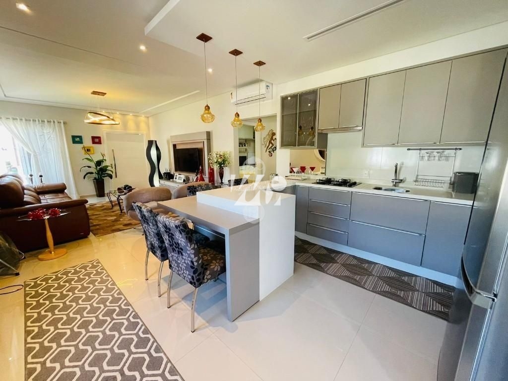 Casa em Praia de Fora, Palhoça. 3 quartos, 165m². Imagem 3 de 17