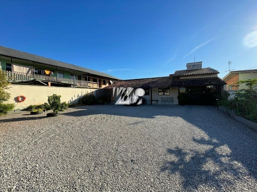 Casa em Barra do Aririú, Palhoça. 4 quartos, 150m². Imagem 3 de 18