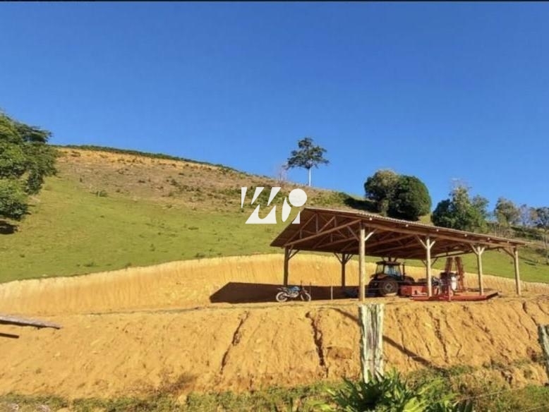 Sítio em Bela Vista, Leoberto Leal. 3 quartos, 92000m². Imagem 3 de 13