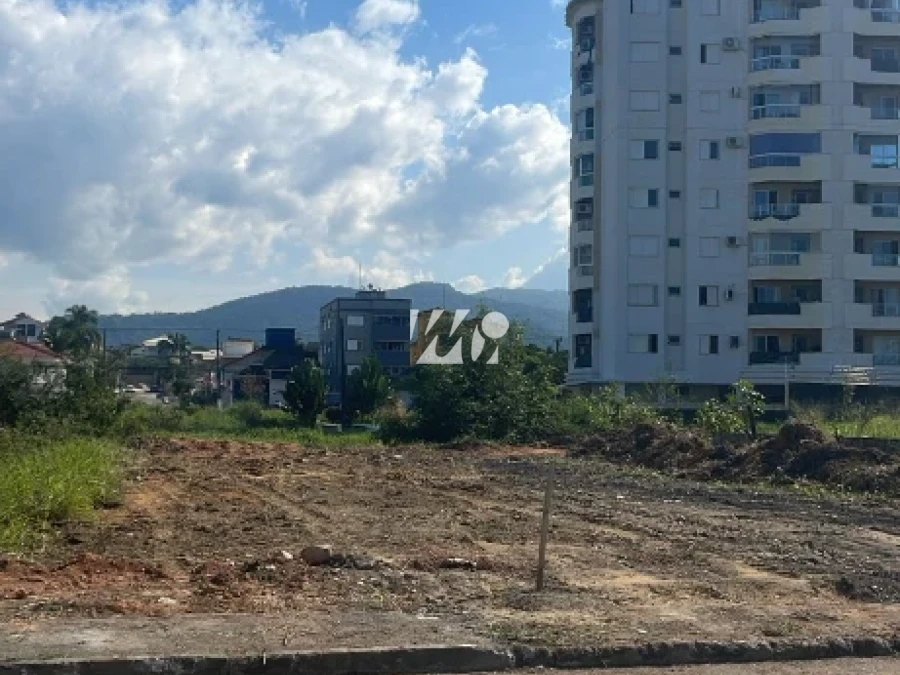 Terreno em Pagani, Palhoça. 0 quartos, 508m². Imagem 2 de 8