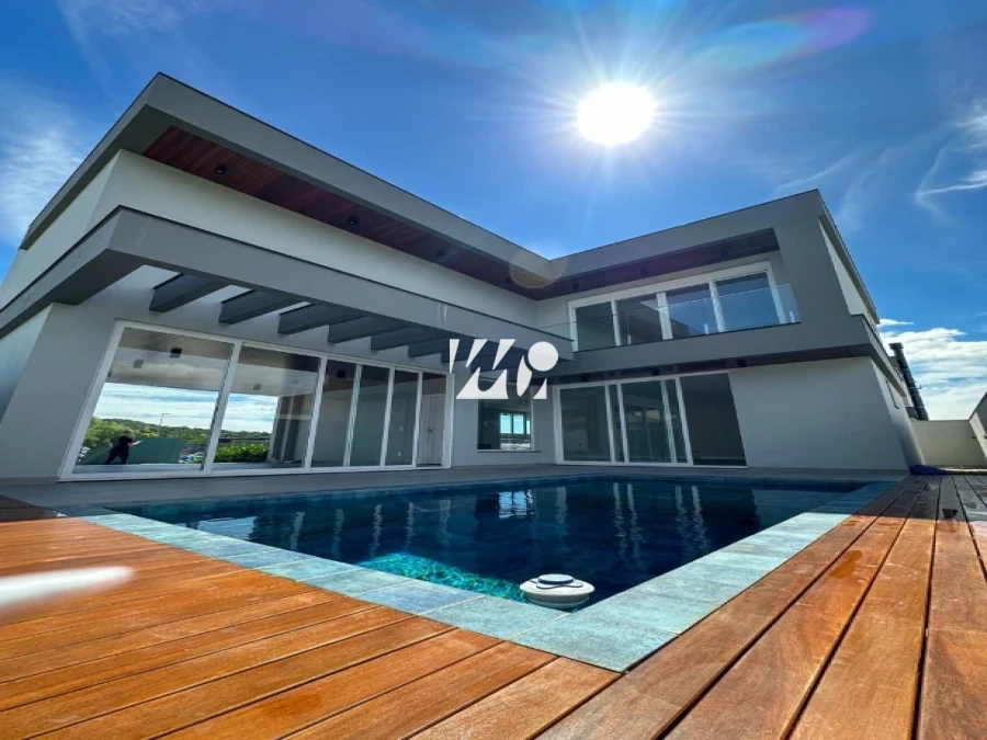 Casa em Pedra Branca, Palhoça. 3 quartos, 263m². Imagem 2 de 13