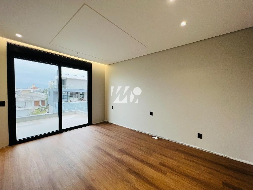 Casa em Pedra Branca, Palhoça. 4 quartos, 547m². Imagem 4 de 11