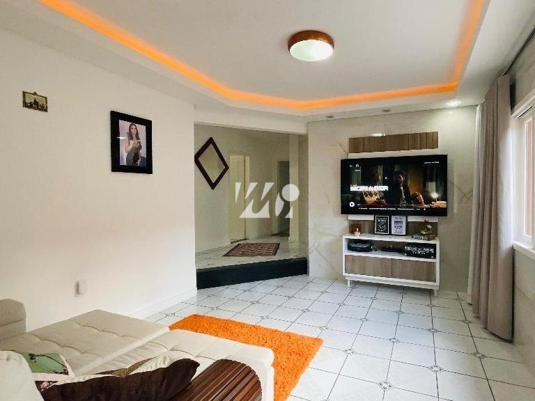 Casa em Centro, Palhoça. 3 quartos, 240m². Imagem 3 de 14