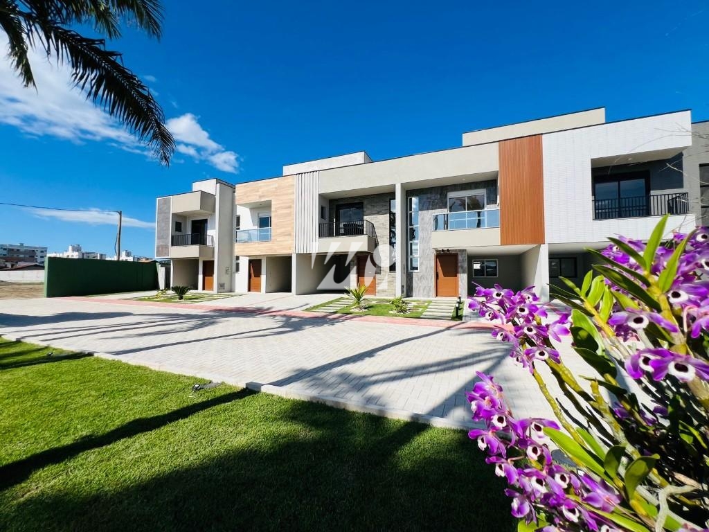 Sobrado Geminado em Sertão do Maruim, São José. 3 quartos, 123m². Imagem 2 de 21