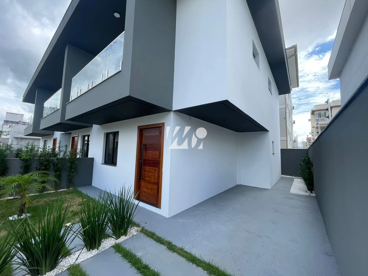 Sobrado Geminado em Pagani, Palhoça. 3 quartos, 118m². Imagem 2 de 14