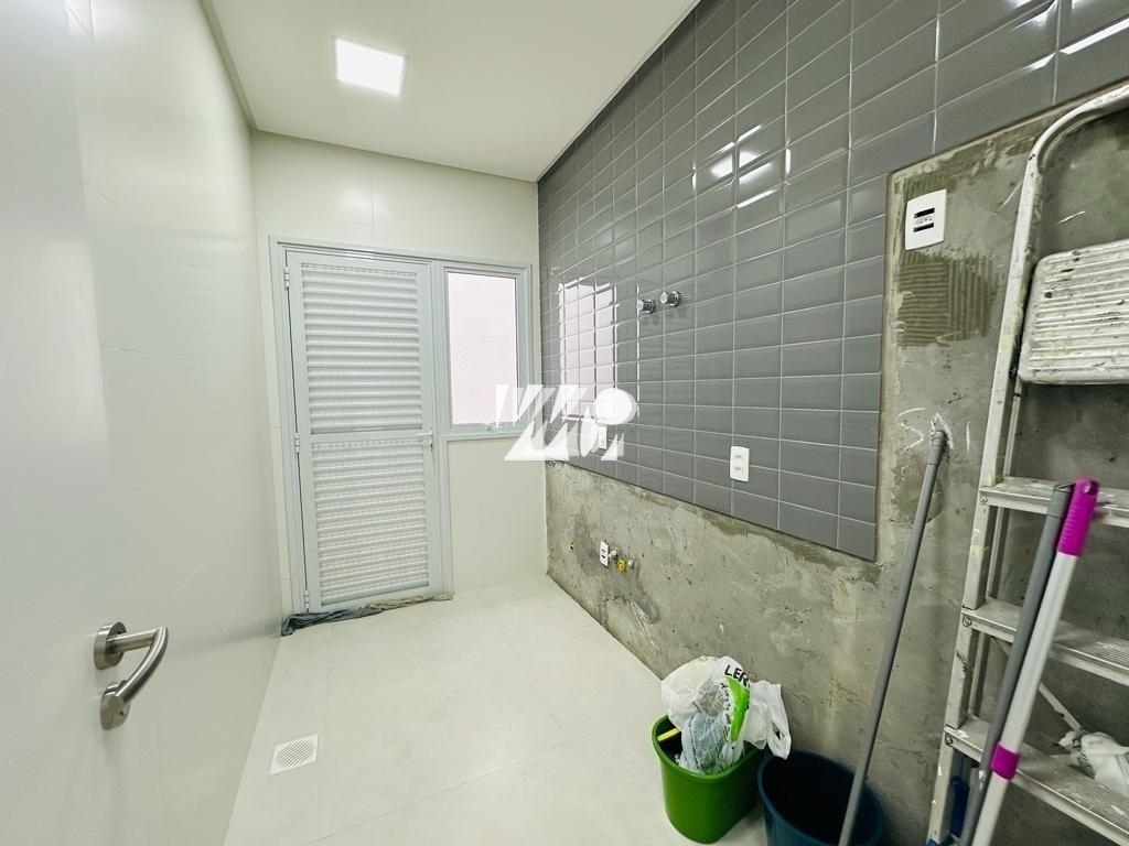 Casa em Pedra Branca, Palhoça. 3 quartos, 268m². Imagem 18 de 28