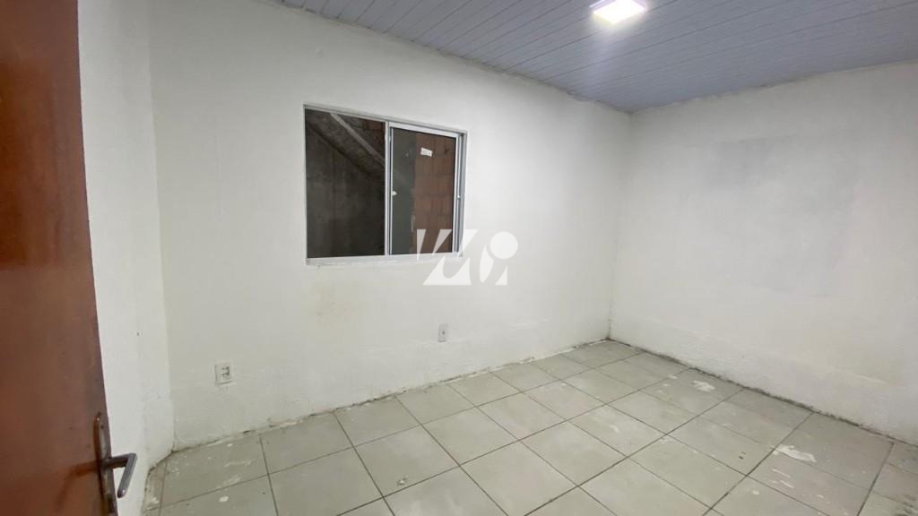 Casa em Serraria, São José. 5 quartos, 180m². Imagem 8 de 41