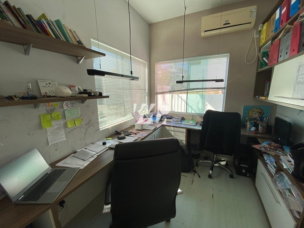 Casa em Pedra Branca, Palhoça. 3 quartos, 204m². Imagem 14 de 19