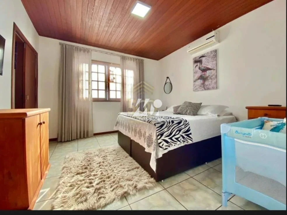 Casa em Barreiros, São José. 3 quartos, 280m². Imagem 10 de 13