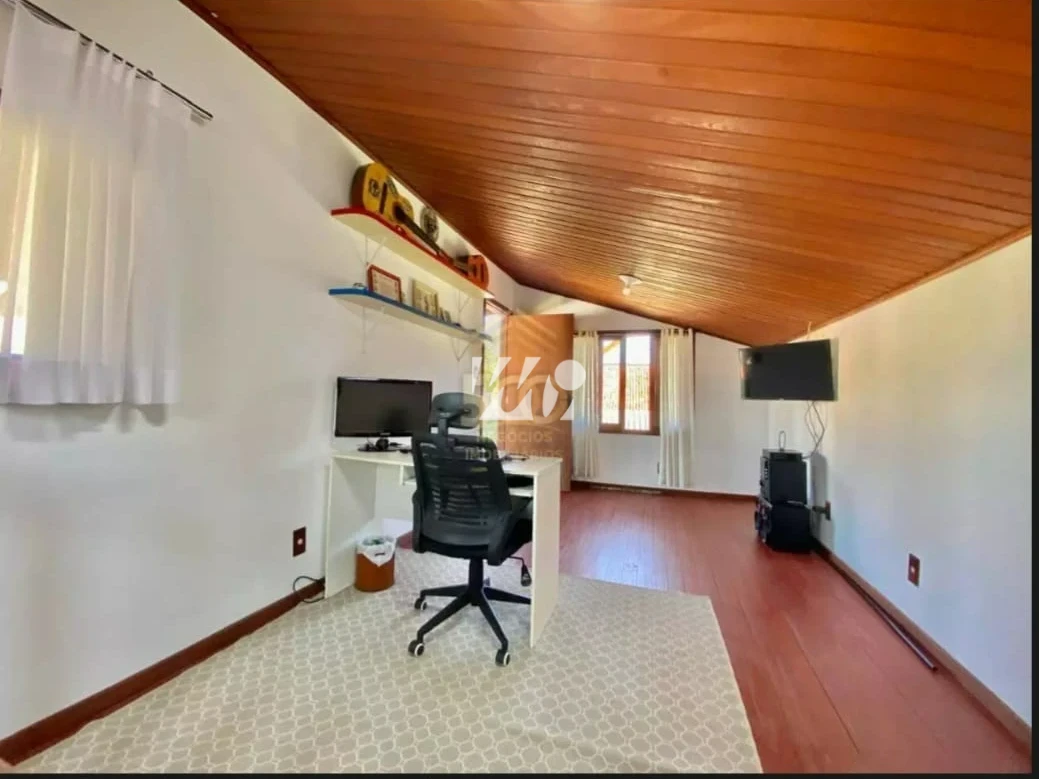 Casa em Barreiros, São José. 3 quartos, 280m². Imagem 5 de 13