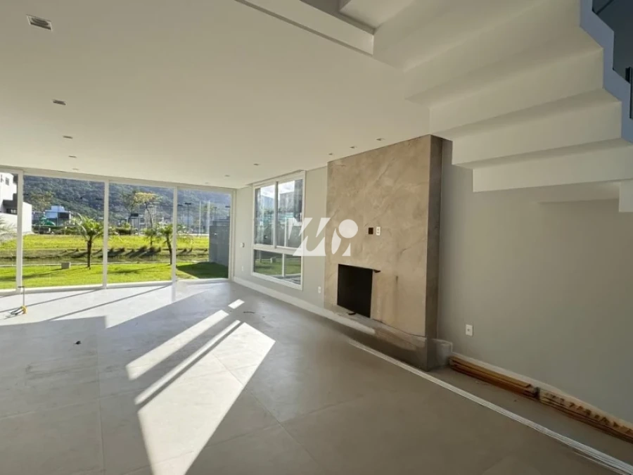 Casa em Pedra Branca, Palhoça. 3 quartos, 241m². Imagem 3 de 16