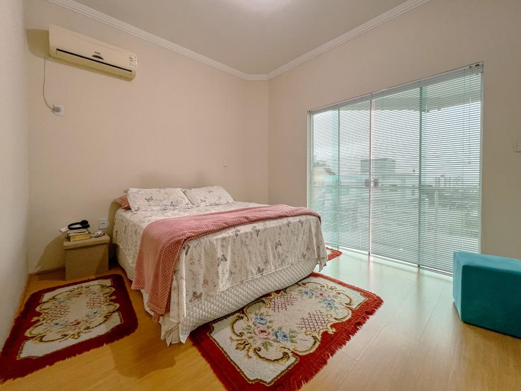 Casa em Pedra Branca, Palhoça. 3 quartos, 255m². Imagem 13 de 16