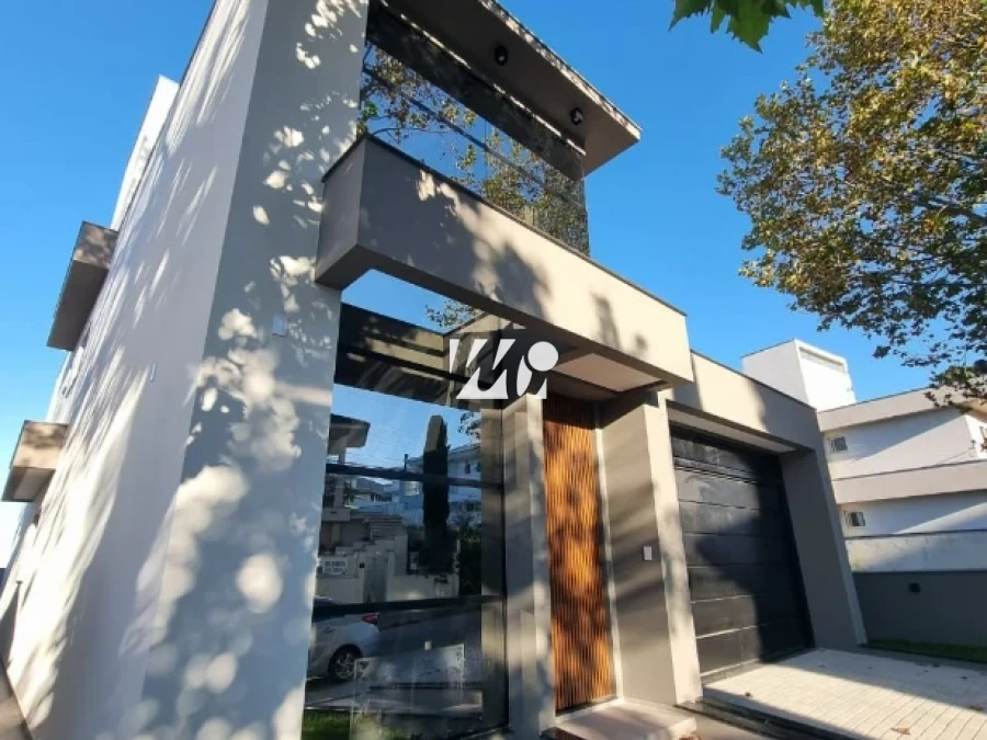 Casa em Pedra Branca, Palhoça. 3 quartos, 307m². Imagem 1 de 5