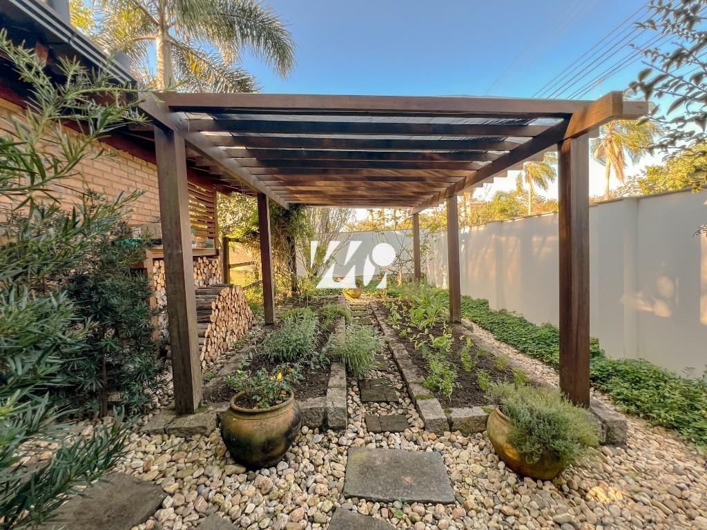 Casa em Pedra Branca, Palhoça. 3 quartos, 525m². Imagem 10 de 11