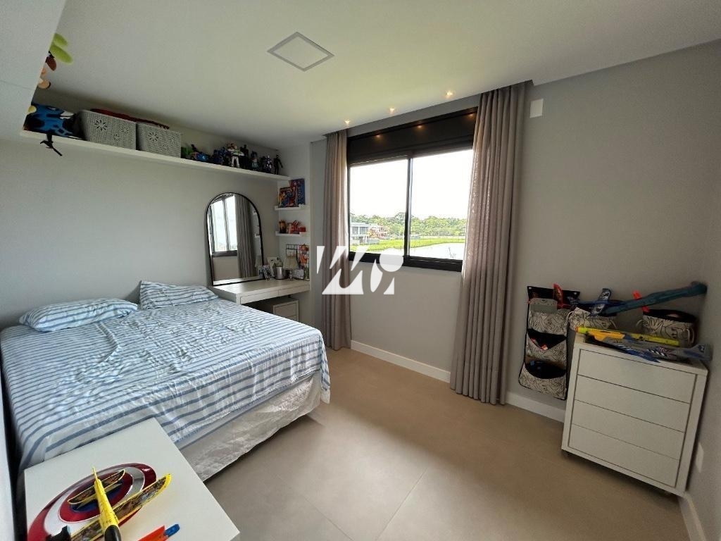 Casa em Pedra Branca, Palhoça. 3 quartos, 288m². Imagem 8 de 10