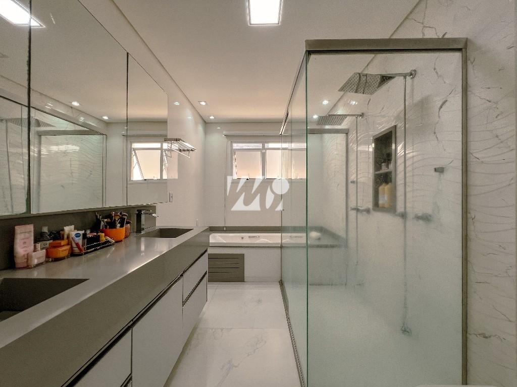 Casa em Pedra Branca, Palhoça. 3 quartos, 370m². Imagem 9 de 16