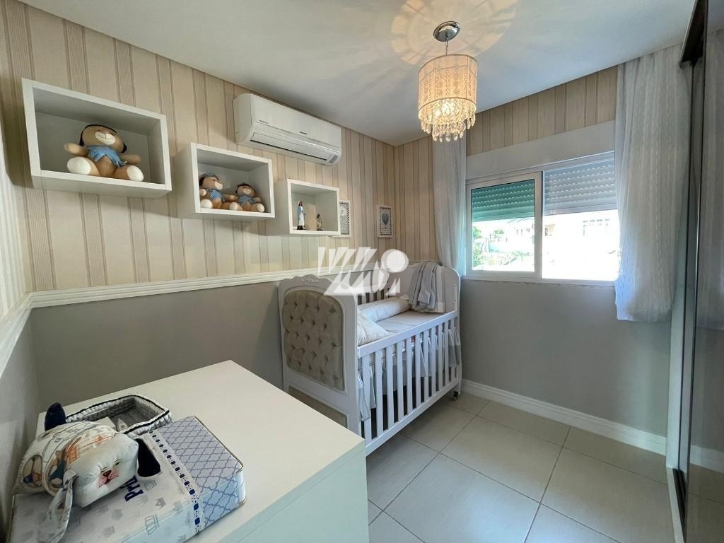 Casa em Caldas da Imperatriz, Santo Amaro da Imperatriz. 3 quartos, 217m². Imagem 14 de 19