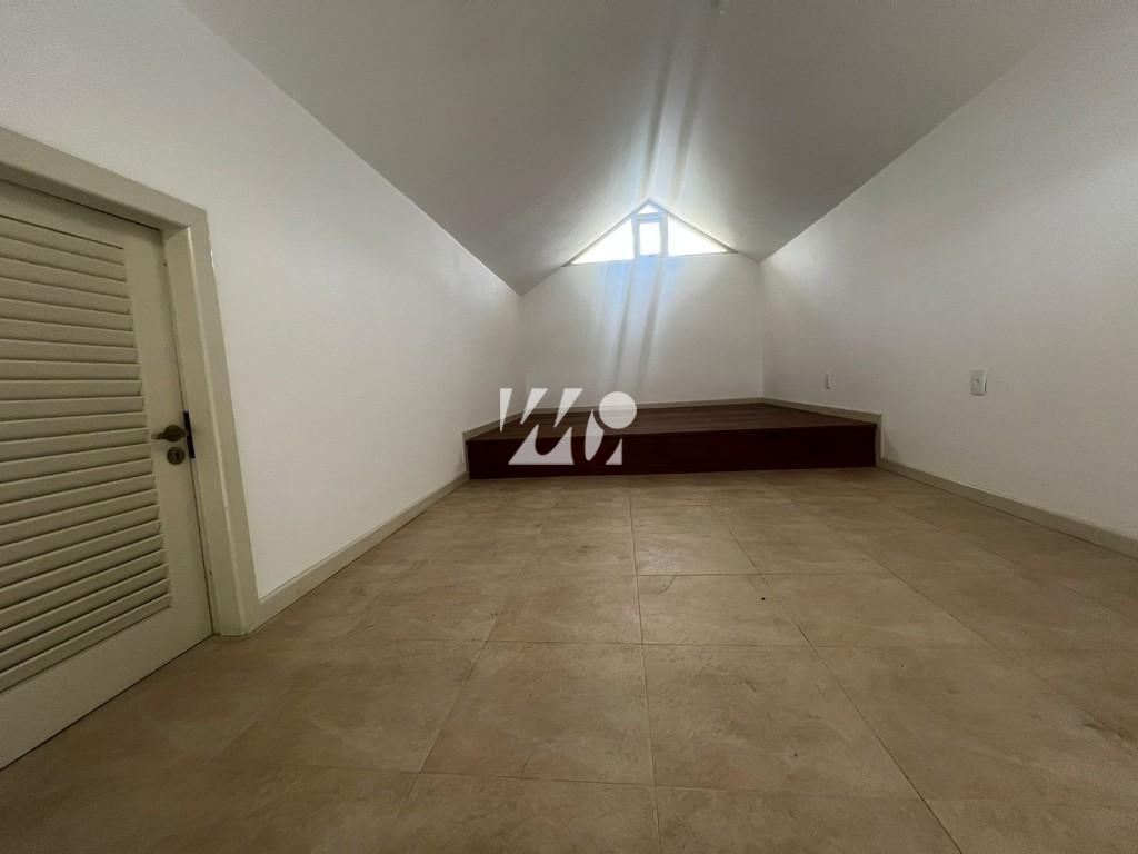 Casa em Pedra Branca, Palhoça. 4 quartos, 250m². Imagem 16 de 27