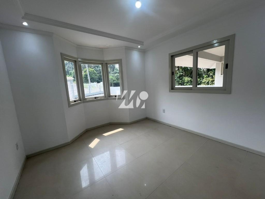 Casa em Pedra Branca, Palhoça. 4 quartos, 250m². Imagem 6 de 27