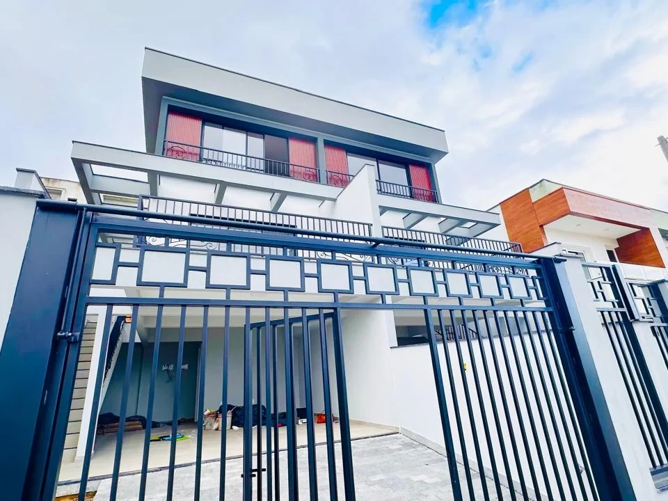 Sobrado Geminado em São Sebastião, Palhoça. 3 quartos, 156m². Imagem 3 de 16