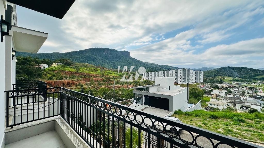 Casa em Pedra Branca, Palhoça. 4 quartos, 249m². Imagem 5 de 14