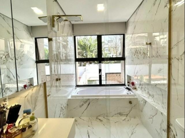 Casa em Pedra Branca, Palhoça. 4 quartos, 310m². Imagem 12 de 14