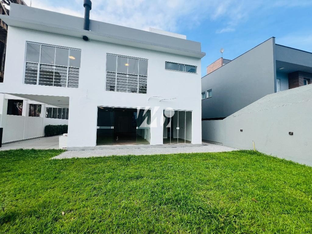 Casa em Pedra Branca, Palhoça. 4 quartos, 245m². Imagem 2 de 10