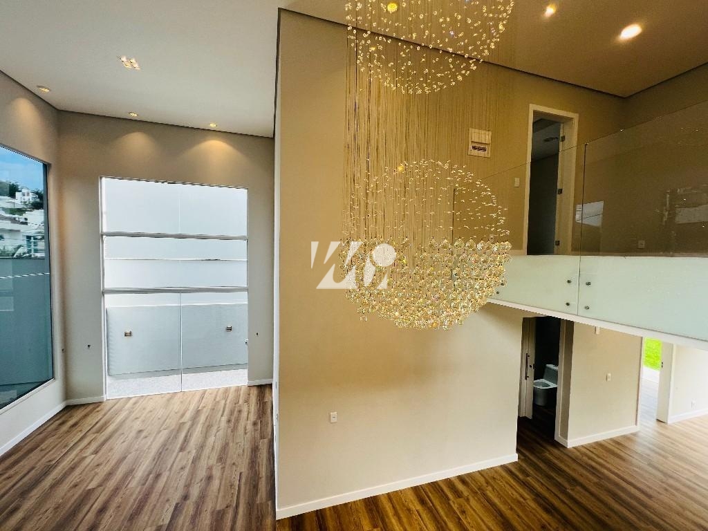 Casa em Pedra Branca, Palhoça. 4 quartos, 245m². Imagem 7 de 10