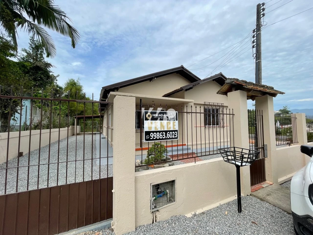 Casa em Centro, Santo Amaro da Imperatriz. 5 quartos, 104m². Imagem 3 de 27