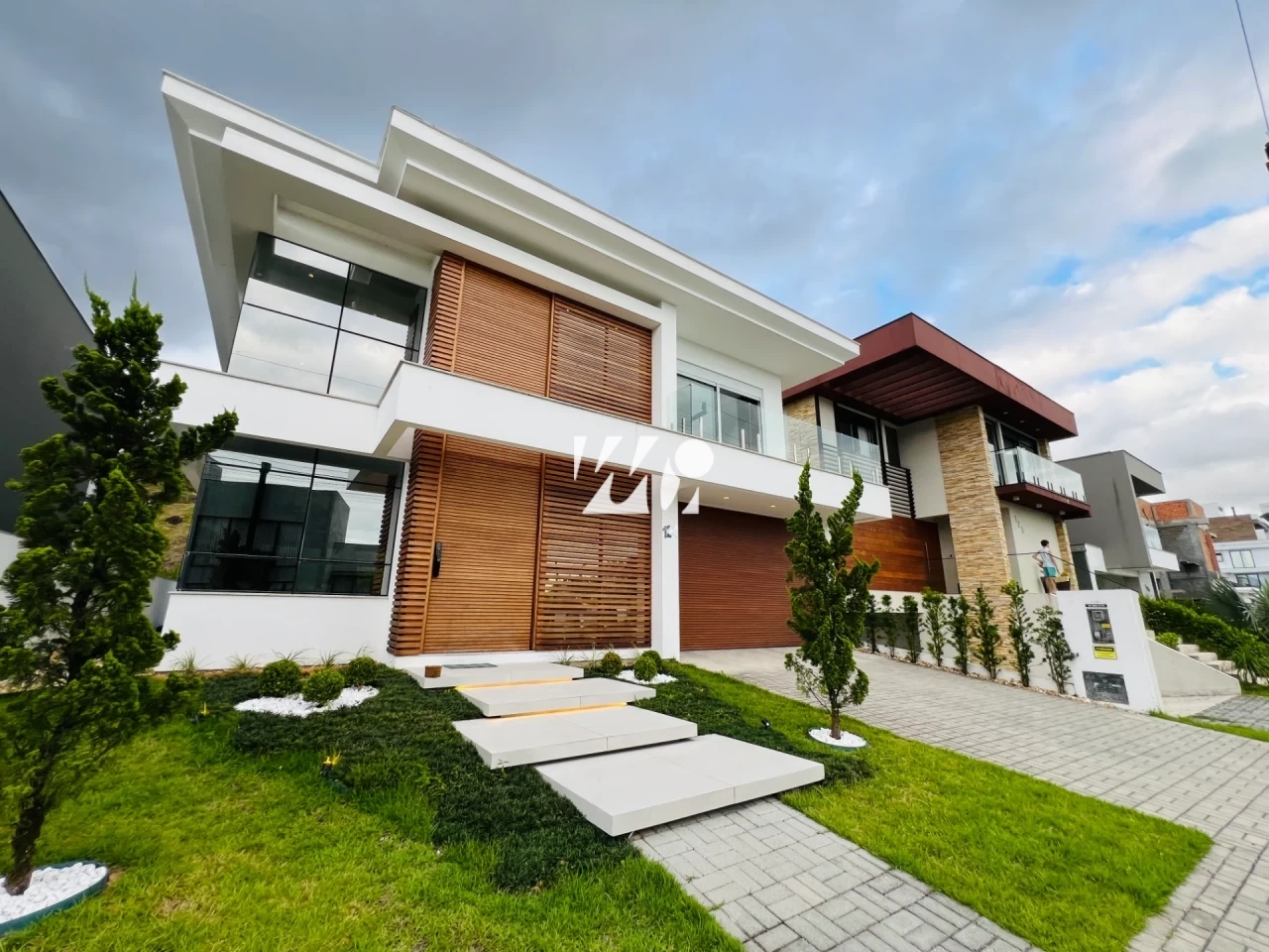 Casa em Pedra Branca, Palhoça. 3 quartos, 279m². Imagem 1 de 14