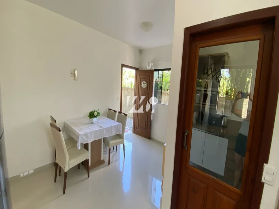 Casa em Freitas, Paulo Lopes. 3 quartos, 180m². Imagem 6 de 35