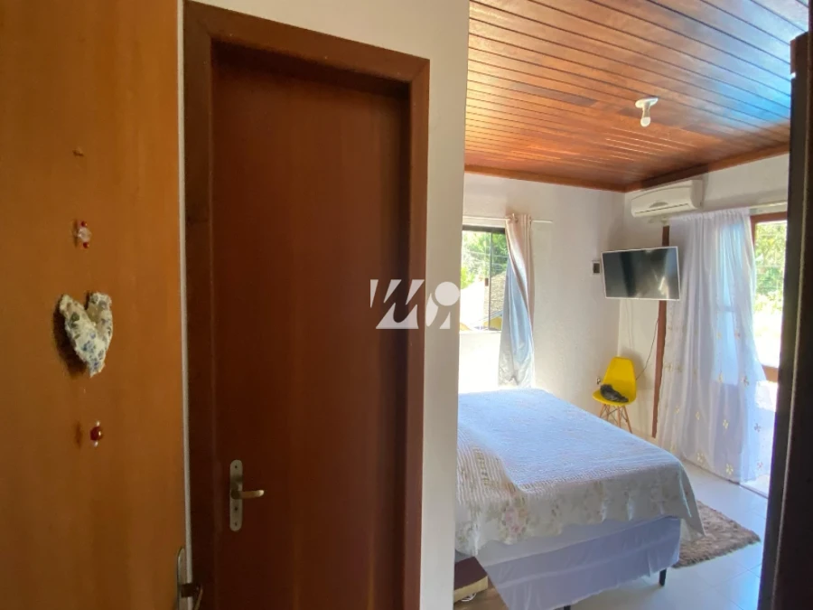 Casa em Freitas, Paulo Lopes. 3 quartos, 180m². Imagem 18 de 35