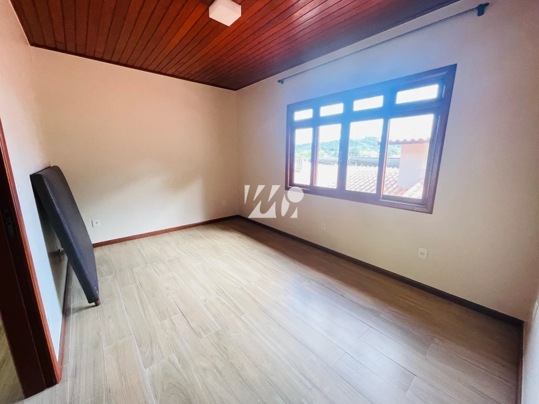 Casa em Aririú, Palhoça. 5 quartos, 198m². Imagem 6 de 13