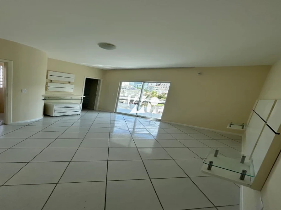 Casa em Pedra Branca, Palhoça. 3 quartos, 233m². Imagem 5 de 13