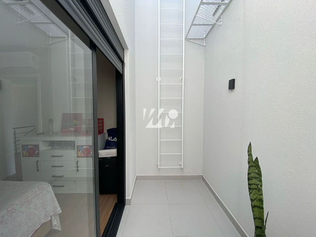 Casa em Beira Rio, Biguaçu. 3 quartos, 197m². Imagem 16 de 18