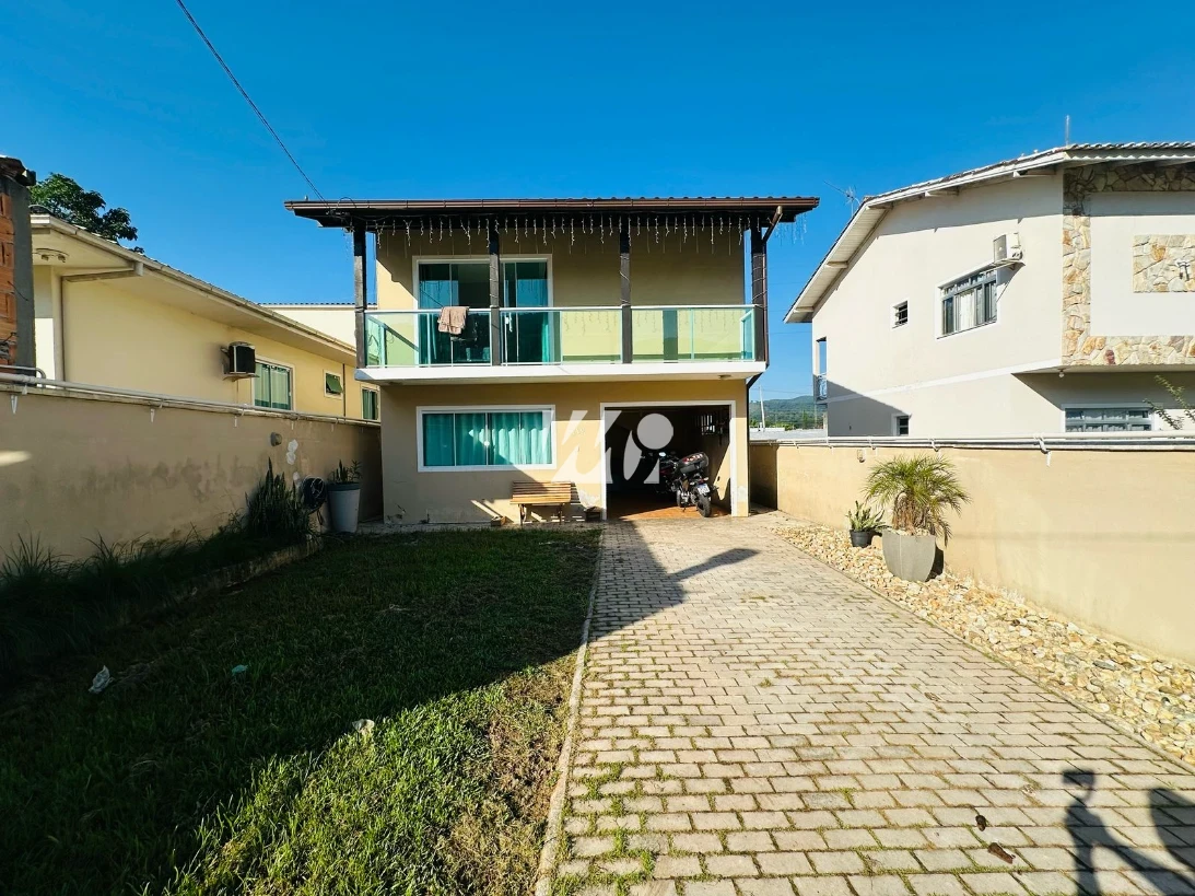 Casa em São Sebastião, Palhoça. 4 quartos, 148m². Imagem 2 de 14