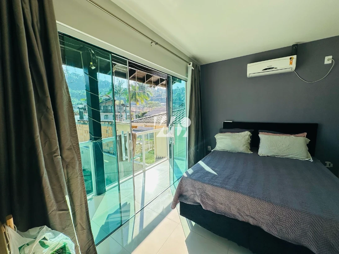 Casa em São Sebastião, Palhoça. 4 quartos, 148m². Imagem 6 de 14