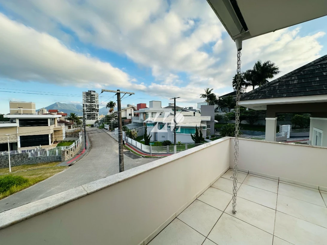 Casa em Pedra Branca, Palhoça. 4 quartos, 261m². Imagem 15 de 17
