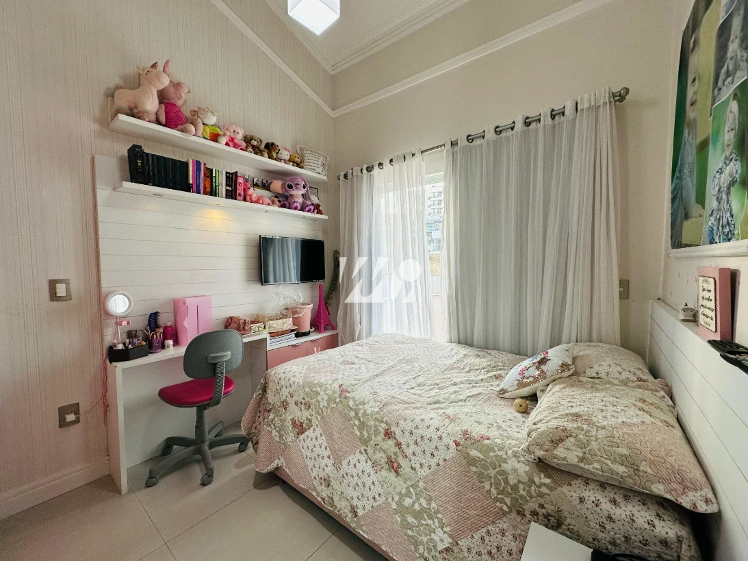 Casa em Pedra Branca, Palhoça. 4 quartos, 261m². Imagem 9 de 17