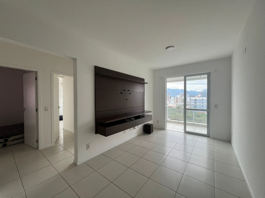 Apartamento em Pagani, Palhoça. 3 quartos, 90m². Imagem 2 de 8