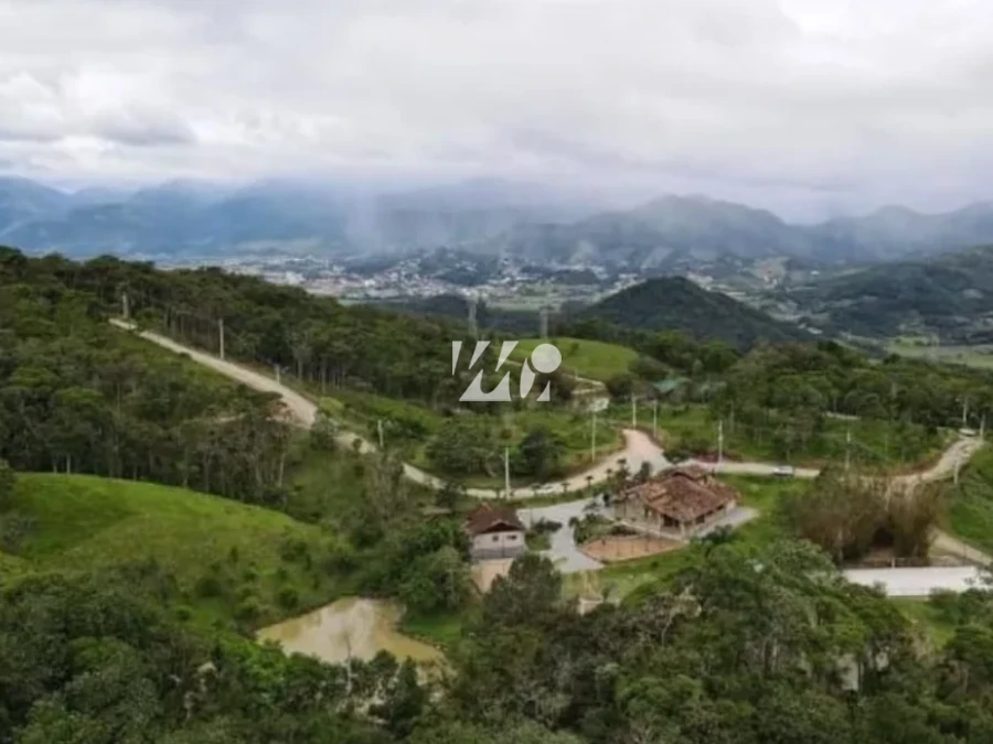Terreno em Varginha, Santo Amaro da Imperatriz. 0 quartos, 0m². Imagem 3 de 12