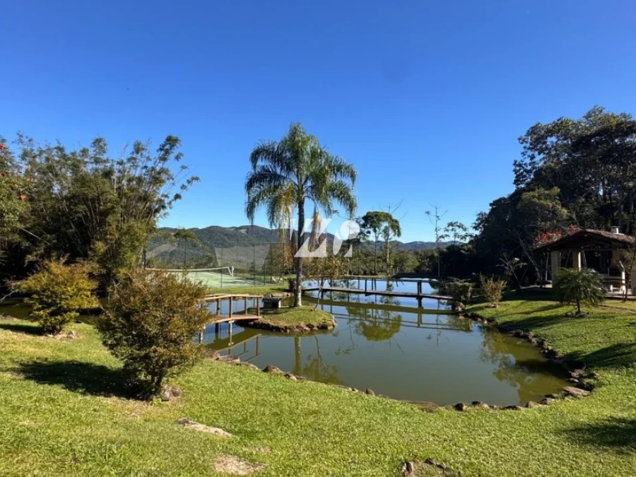 Terreno em Santo Amaro, Santo Amaro da Imperatriz. 0 quartos, 0m². Imagem 1 de 6
