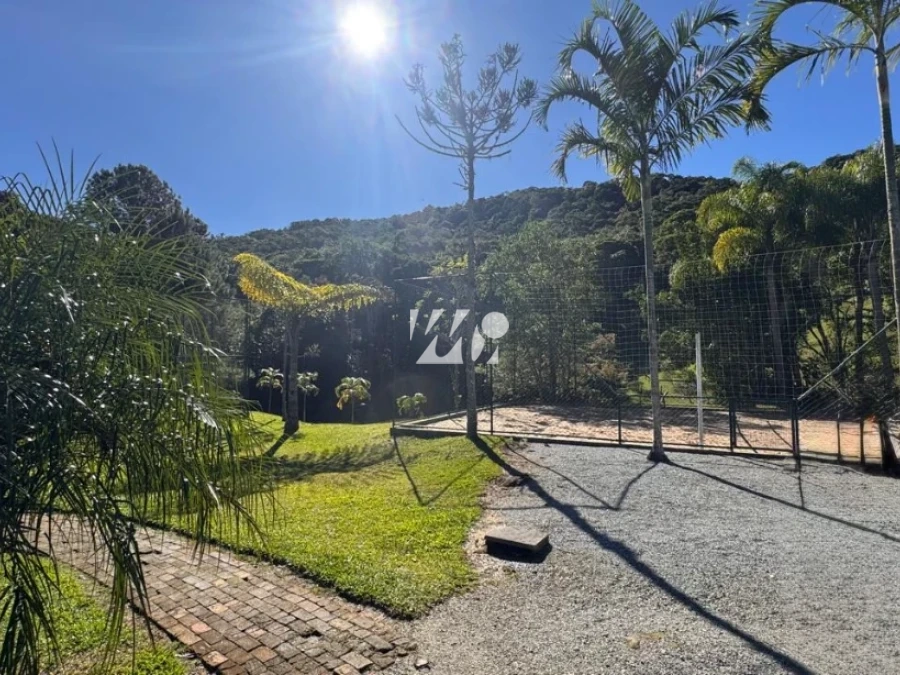 Terreno em Santo Amaro, Santo Amaro da Imperatriz. 0 quartos, 0m². Imagem 4 de 6