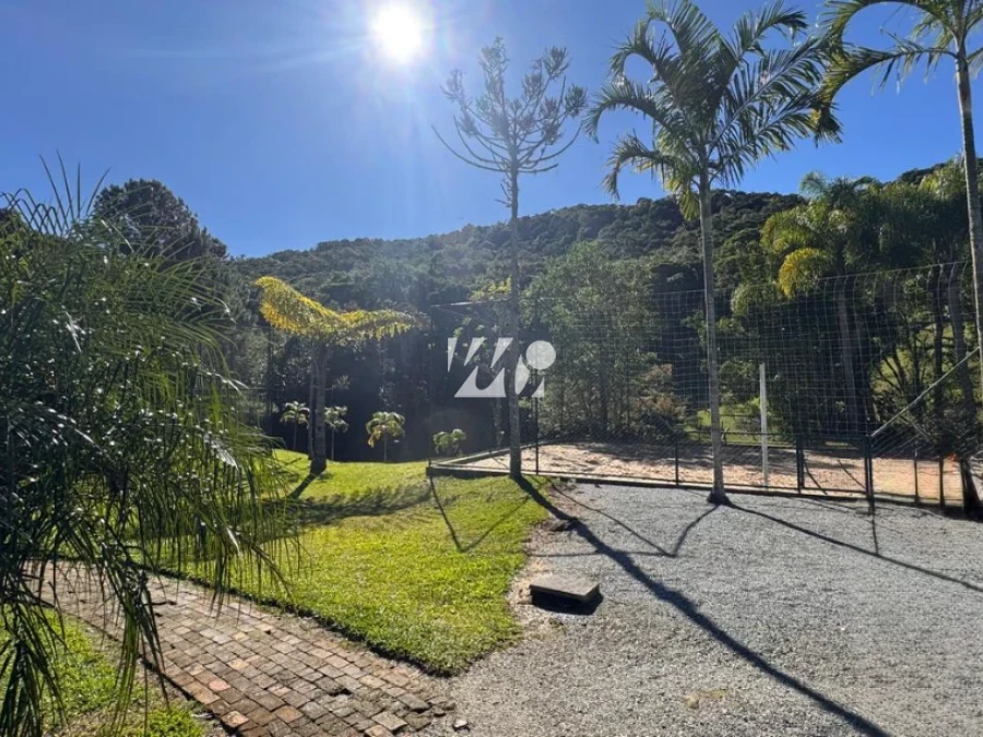 Terreno em Santo Amaro, Santo Amaro da Imperatriz. 0 quartos, 0m². Imagem 1 de 6